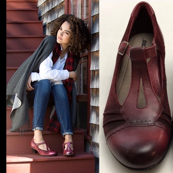 earth wanderlust shoes